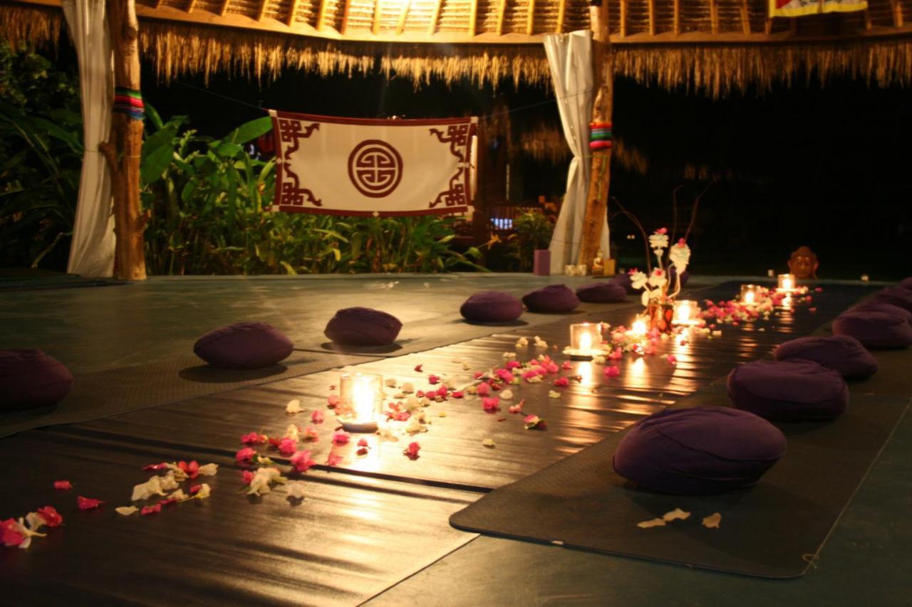 H2O Peaceful Yoga Resort Gili Air Exteriör bild