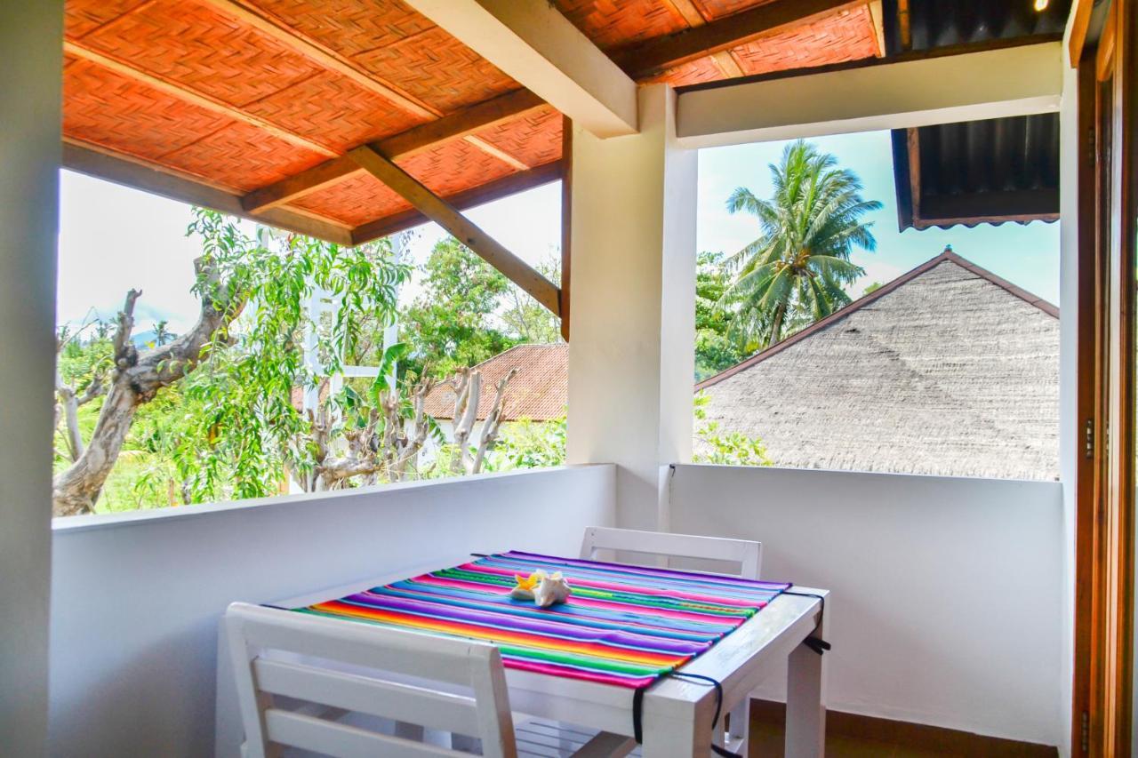 H2O Peaceful Yoga Resort Gili Air Exteriör bild