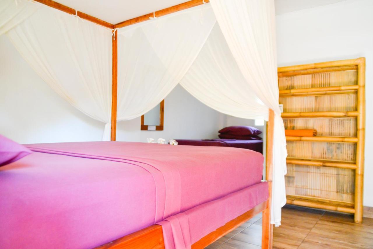 H2O Peaceful Yoga Resort Gili Air Exteriör bild